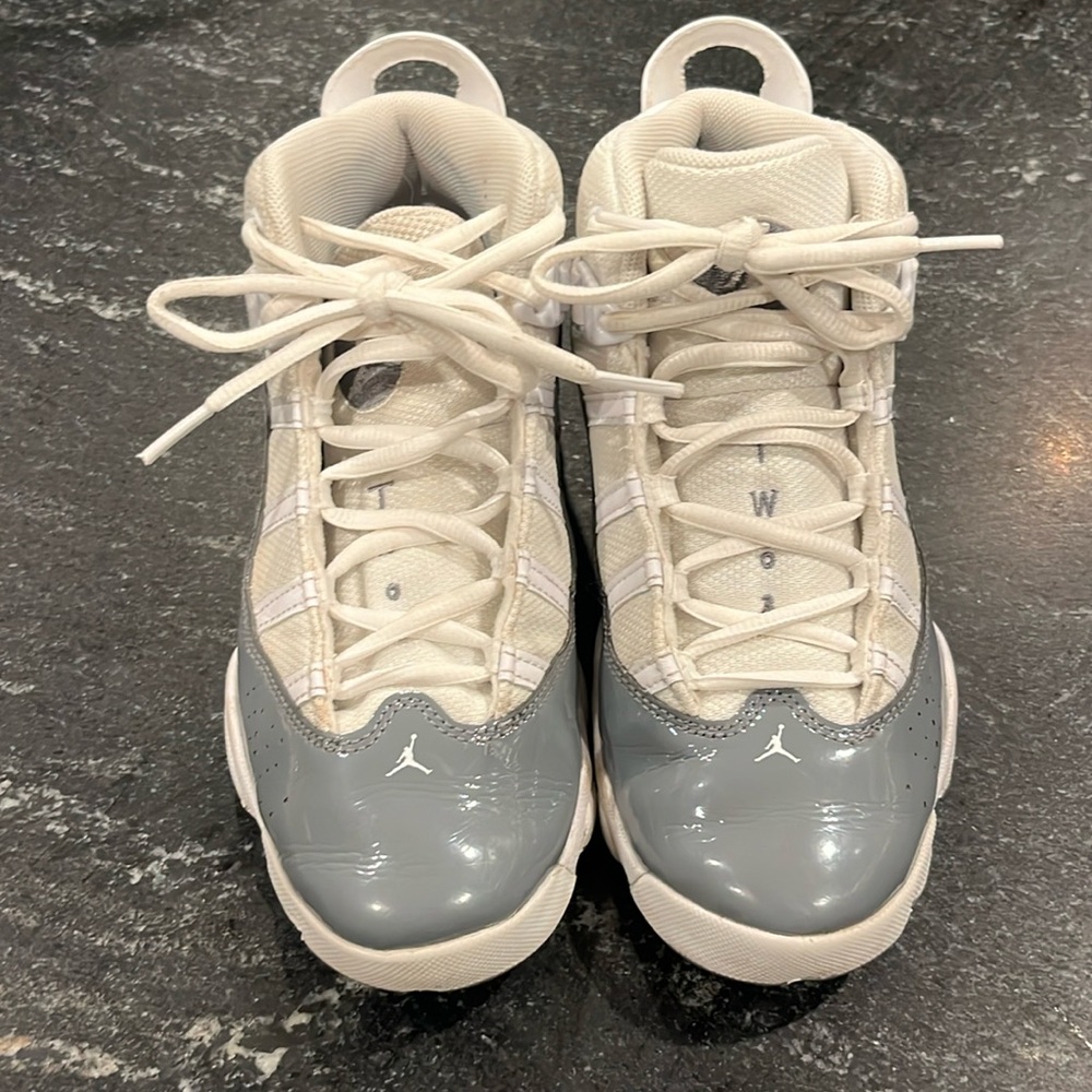 Air Jordan’s 6 Rings size 3y White Cool Gray